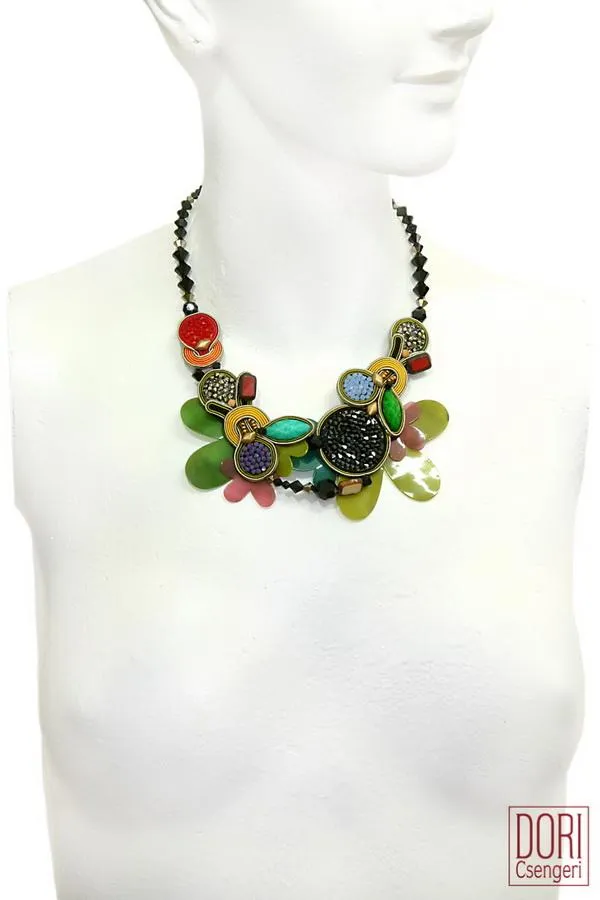 Bossa Nova Floral Necklace