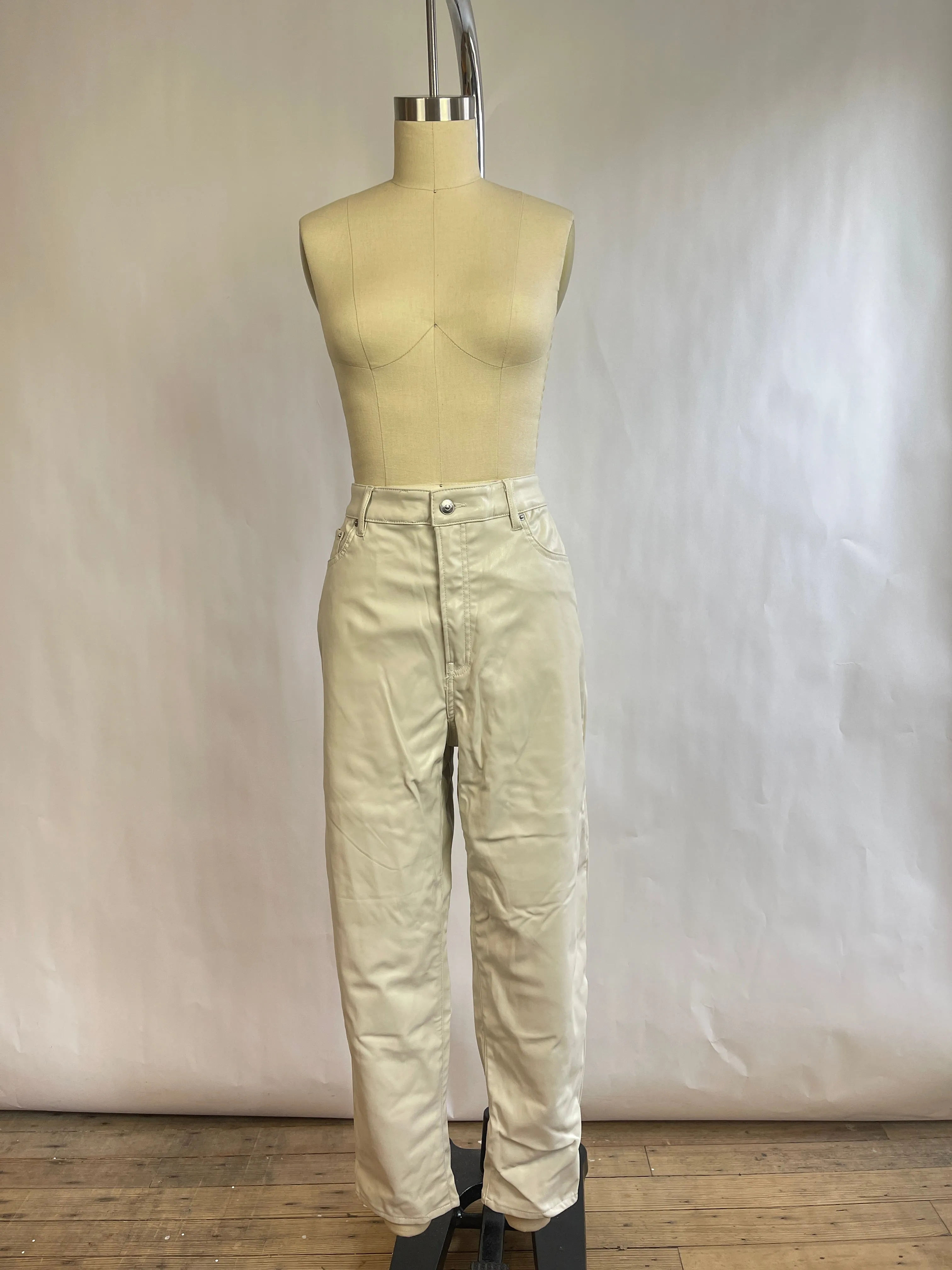 H&M Faux Leather White Pants (10/30)