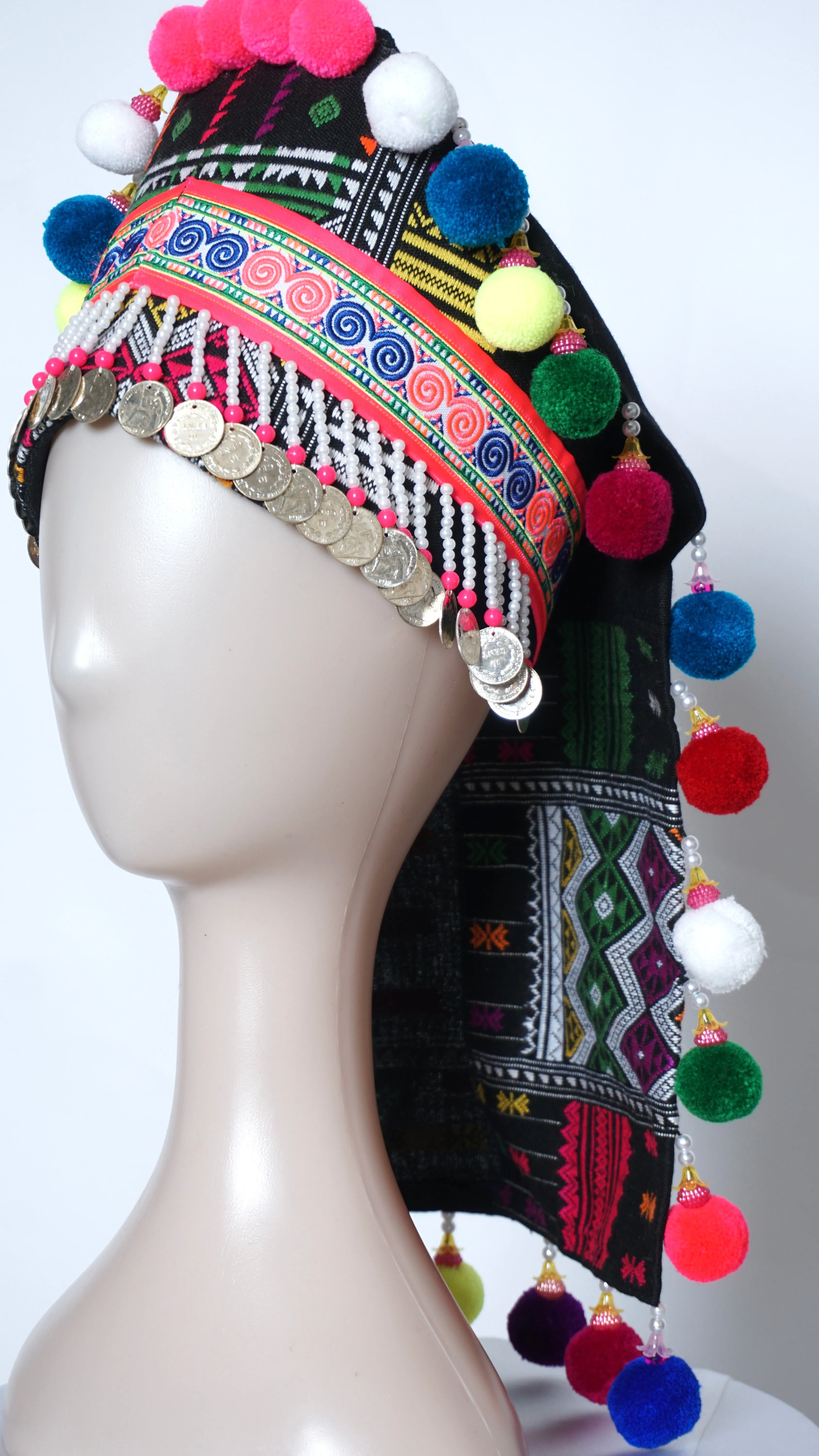 *Hmong Txaij Hat (20"-21")