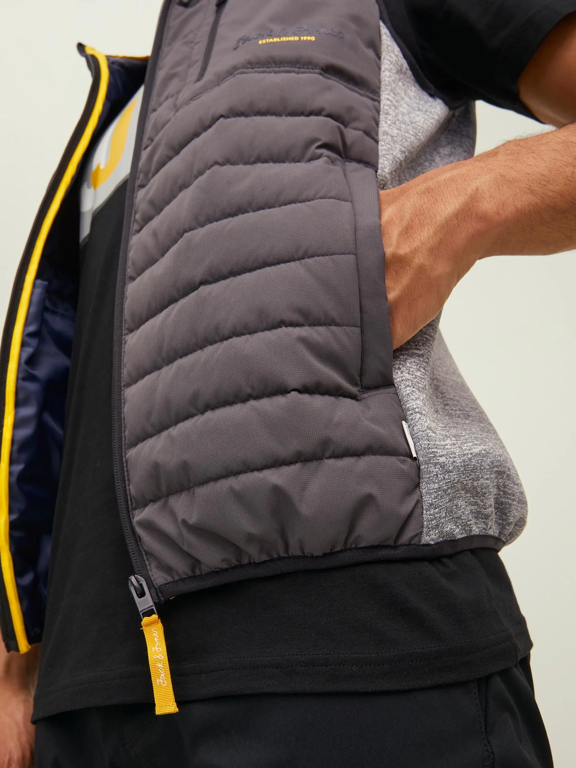 Jack & Jones JCOBERG Bodywarmer -ASPHALT