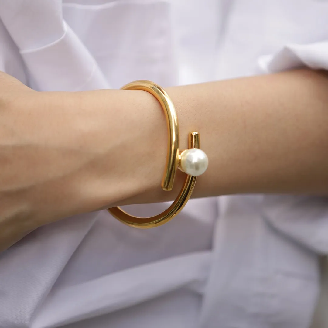 LA MAR GOLDEN CUFF