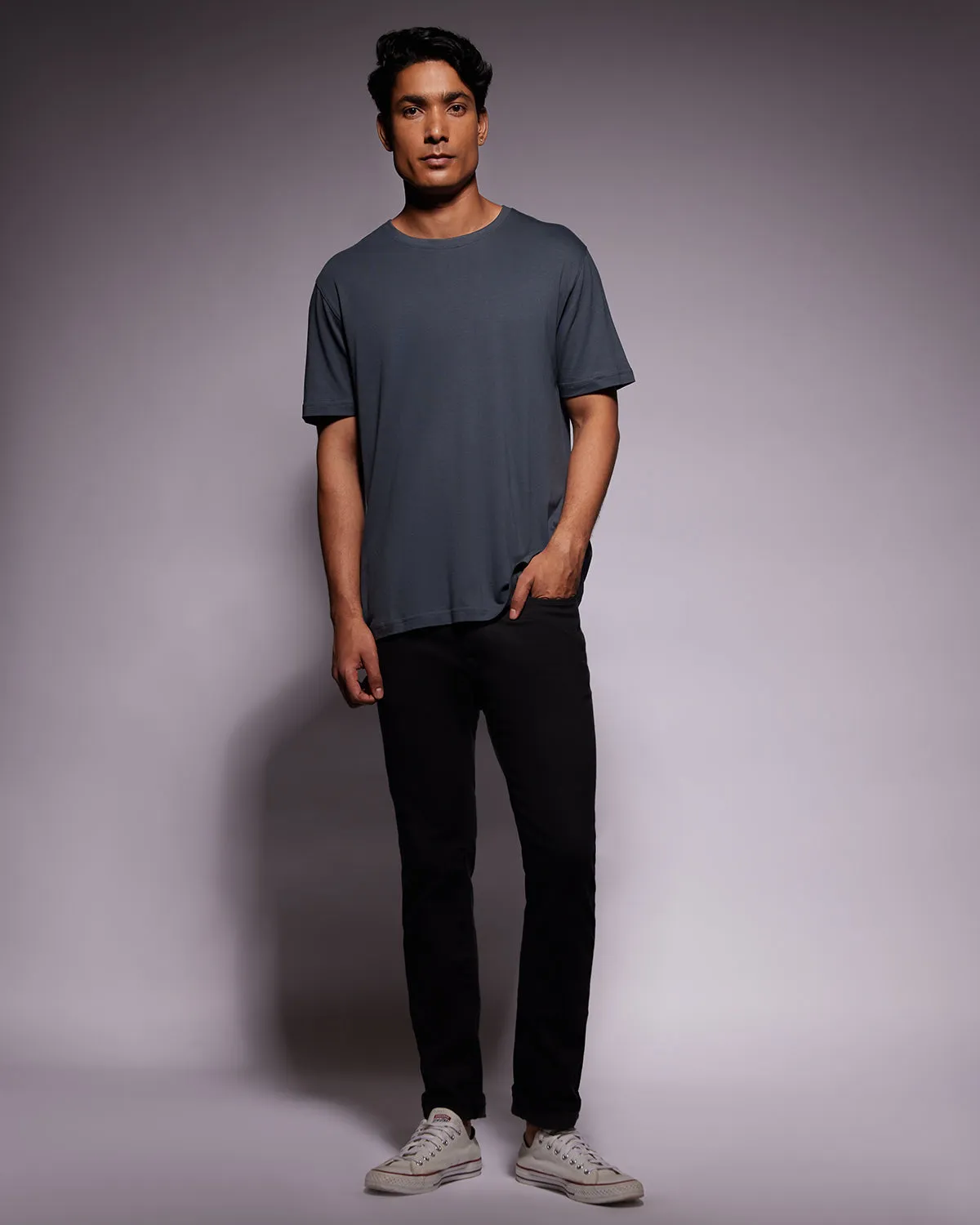 Luxe Nova T-Shirt - Dark Grey